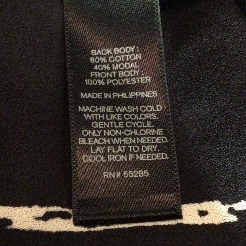 Express Black & White Blouse - Picture 6 of 6